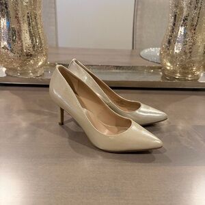 BCBG Champagne Pumps Size 6 ✨ Trendy Glam Heels | Brand New